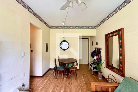 Sala de apartamento à venda com 2 quartos, 65m² em Laranjeiras, Rio de Janeiro