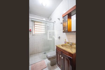 Banheiro de casa à venda com 2 quartos, 180m² em Quitaúna, Osasco