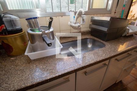 Cozinha de casa para alugar com 1 quarto, 70m² em Piqueri, São Paulo