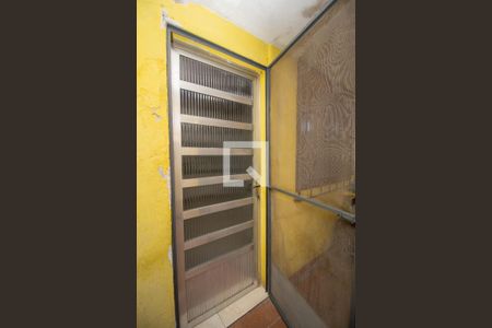 Hall de Entrada de casa para alugar com 1 quarto, 40m² em Piqueri, São Paulo