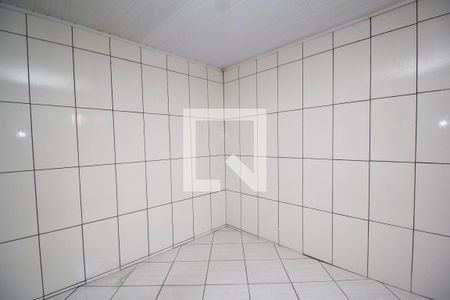 Quarto de Serviço 1 de casa para alugar com 1 quarto, 40m² em Piqueri, São Paulo