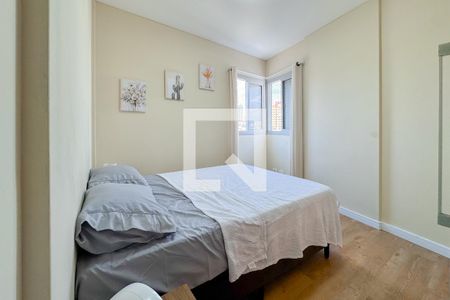 Quarto 2 de apartamento para alugar com 2 quartos, 56m² em Vila Monumento, São Paulo