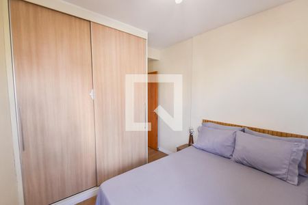 Quarto 1 de apartamento para alugar com 2 quartos, 56m² em Vila Monumento, São Paulo