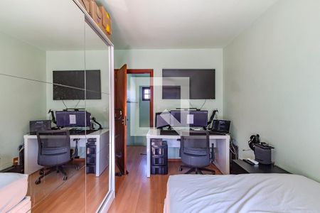 Quarto de casa à venda com 2 quartos, 106m² em Partenon, Porto Alegre