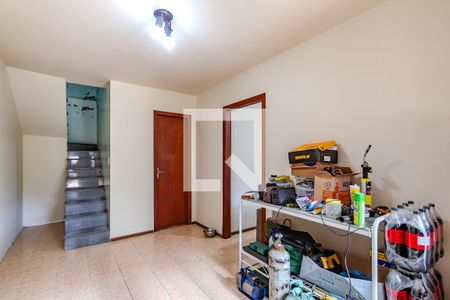 Sala  de casa à venda com 2 quartos, 106m² em Partenon, Porto Alegre