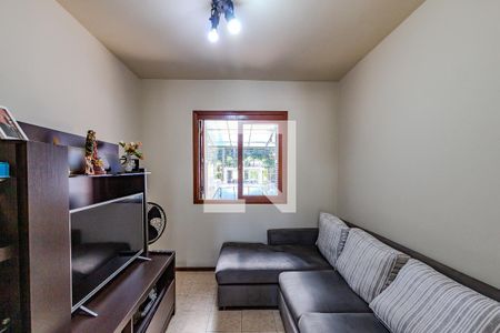 Sala de TV de casa à venda com 2 quartos, 106m² em Partenon, Porto Alegre