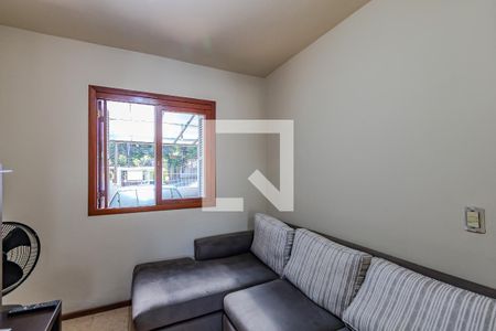 Sala de TV de casa à venda com 2 quartos, 106m² em Partenon, Porto Alegre