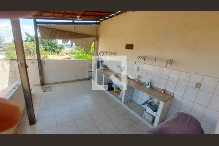 Casa à venda com 5 quartos, 300m² em Jaraguá, Belo Horizonte