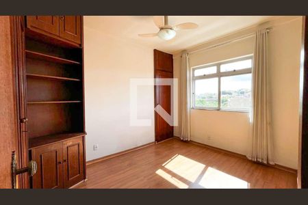 Apartamento à venda com 3 quartos, 129m² em Santa Efigênia, Belo Horizonte