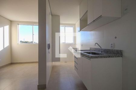 Apartamento à venda com 2 quartos, 48m² em Santa Monica, Belo Horizonte
