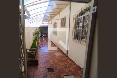 Casa à venda com 3 quartos, 144m² em Serrano, Belo Horizonte