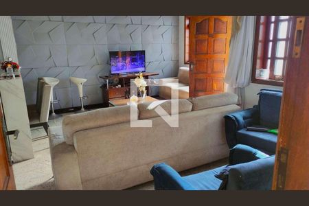 Casa à venda com 3 quartos, 144m² em Serrano, Belo Horizonte