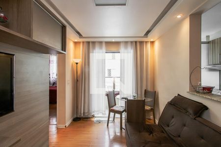 Sala de apartamento à venda com 2 quartos, 45m² em Jardim Santa Teresinha, São Paulo