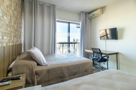 Quarto de apartamento para alugar com 1 quarto, 67m² em Centro, Curitiba