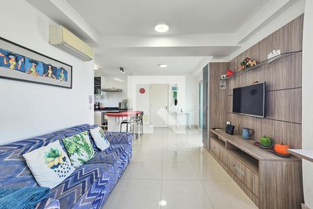 Sala de apartamento para alugar com 2 quartos, 84m² em Jardim Tejereba, Guarujá