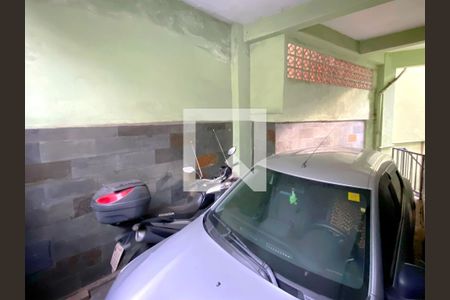 Garagem de casa à venda com 4 quartos, 160m² em Floresta, Belo Horizonte