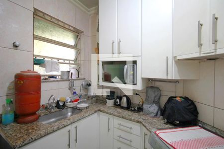 Cozinha de casa à venda com 4 quartos, 160m² em Floresta, Belo Horizonte