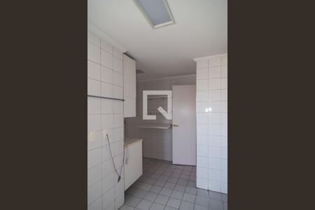 Cozinha de apartamento para alugar com 2 quartos, 96m² em Bela Vista, São Paulo