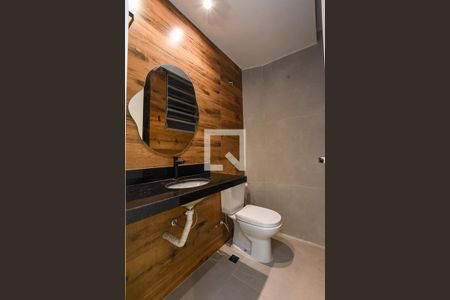 Banheiro de apartamento à venda com 2 quartos, 56m² em Fonseca, Niterói