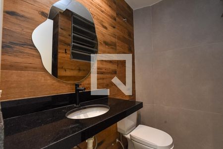 Banheiro de apartamento à venda com 2 quartos, 56m² em Fonseca, Niterói