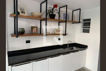 Casa à venda com 3 quartos, 150m² em Jardim das Vertentes, São Paulo