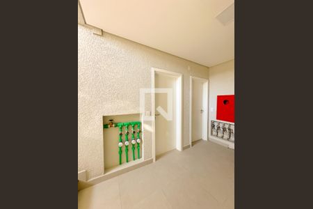 Hall social de apartamento para alugar com 2 quartos, 70m² em Ingleses do Rio Vermelho, Florianópolis