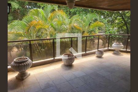 Apartamento à venda com 3 quartos, 235m² em Barra da Tijuca, Rio de Janeiro