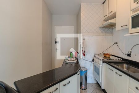 Cozinha de apartamento à venda com 1 quarto, 30m² em Bela Vista, São Paulo