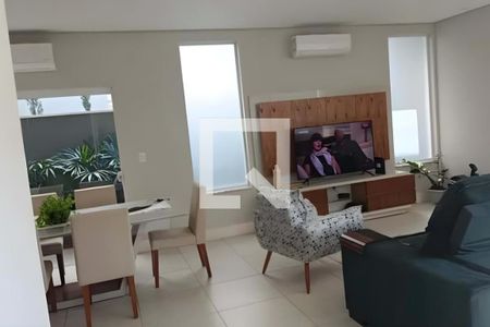 Foto 02 de casa de condomínio à venda com 4 quartos, 310m² em Swiss Park, Campinas