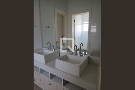 Foto 02 de casa de condomínio para alugar com 4 quartos, 315m² em Swiss Park, Campinas