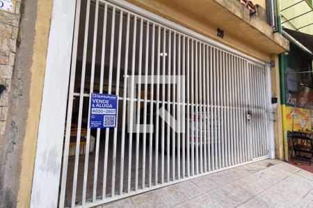 Fachada de casa para alugar com 3 quartos, 210m² em Água Branca, São Paulo