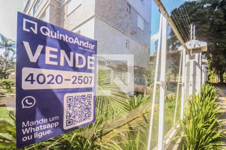 Plaquinha de apartamento à venda com 3 quartos, 118m² em Jardim Lindóia, Porto Alegre