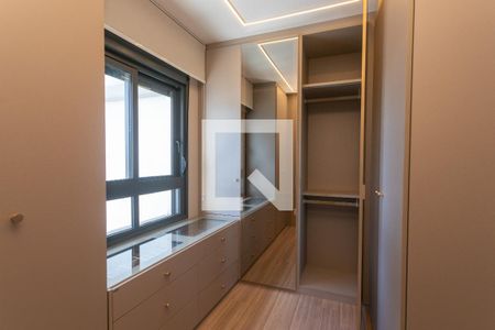 Closet Suite de apartamento à venda com 2 quartos, 93m² em Jardim Lindóia, Porto Alegre