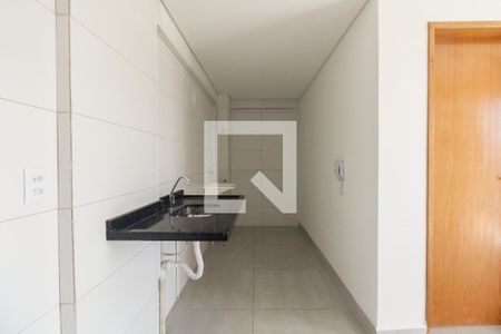 Cozinha de apartamento para alugar com 2 quartos, 45m² em Chácara Califórnia, São Paulo