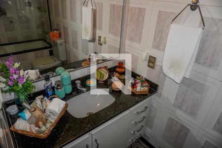 Banheiro Social de apartamento à venda com 2 quartos, 117m² em Pinheiros, São Paulo