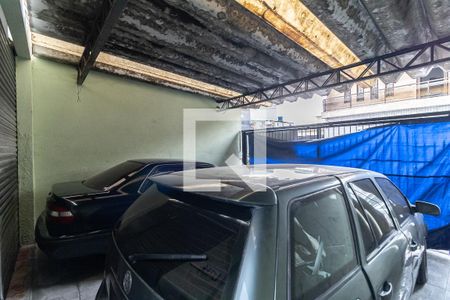 Garagem  de casa à venda com 1 quarto, 280m² em Vila Liviero, São Paulo