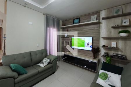 Sala de TV de casa de condomínio à venda com 3 quartos, 250m² em Swiss Park, Campinas