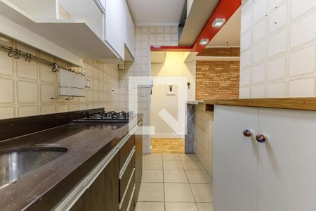 Cozinha de apartamento à venda com 1 quarto, 35m² em Higienópolis, Porto Alegre