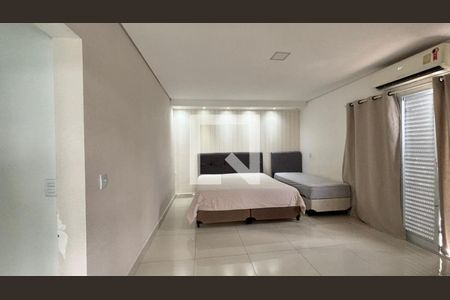 Foto 01 de casa de condomínio para alugar com 3 quartos, 300m² em Swiss Park, Campinas