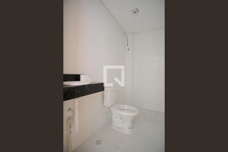 Banheiro de apartamento para alugar com 2 quartos, 34m² em Chácara Califórnia, São Paulo