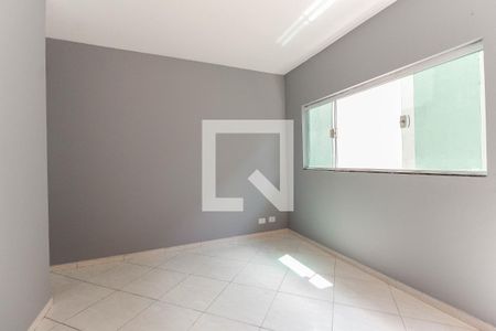 Sala de casa de condomínio à venda com 2 quartos, 65m² em Vila Monte Santo, São Paulo