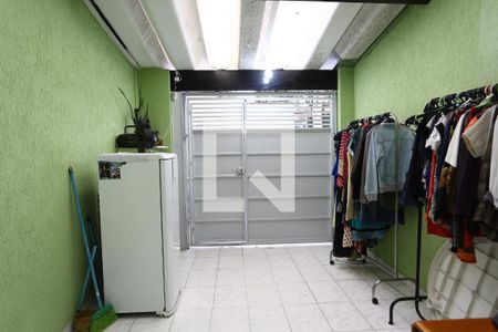 Garagem de casa à venda com 2 quartos, 151m² em Jardim Irapua, Taboão da Serra