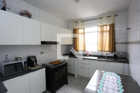 Cozinha de casa à venda com 2 quartos, 151m² em Jardim Irapua, Taboão da Serra