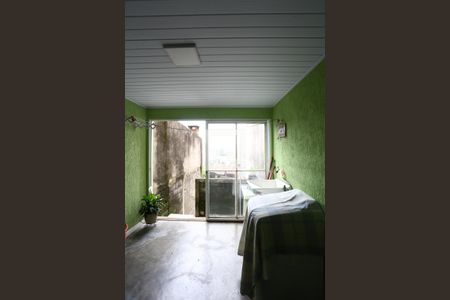 Área de Serviço de casa à venda com 2 quartos, 151m² em Jardim Irapua, Taboão da Serra
