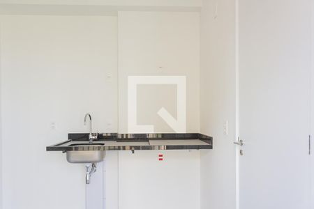 Sala/Quarto de kitnet/studio à venda com 1 quarto, 29m² em Jardim Vera Cruz, São Paulo