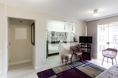 Sala de apartamento para alugar com 1 quarto, 60m² em Indianópolis, São Paulo