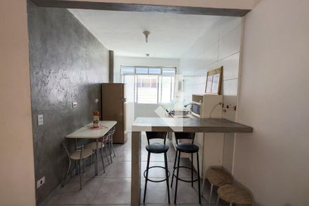 Cozinha de apartamento para alugar com 1 quarto, 60m² em Canto do Forte, Praia Grande