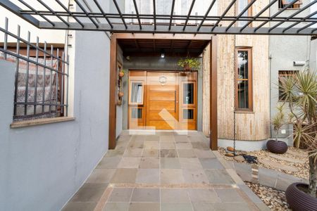 Garagem de casa à venda com 3 quartos, 141m² em Hípica, Porto Alegre