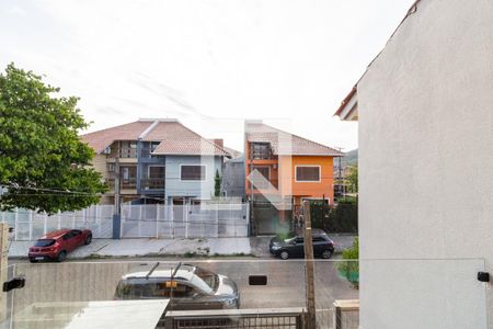 Vista de casa à venda com 3 quartos, 141m² em Hípica, Porto Alegre
