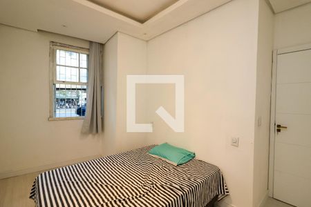 Quarto 2 de apartamento à venda com 3 quartos, 80m² em Azenha, Porto Alegre